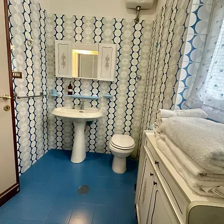 Marellini Lido Nord Apartment *